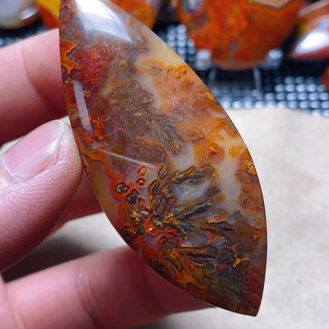 玛瑙/玉髓颈饰未镶嵌用****5