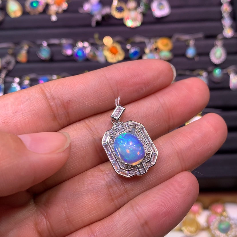 【闪购商品】欧泊项链款式银S925镶嵌随**！