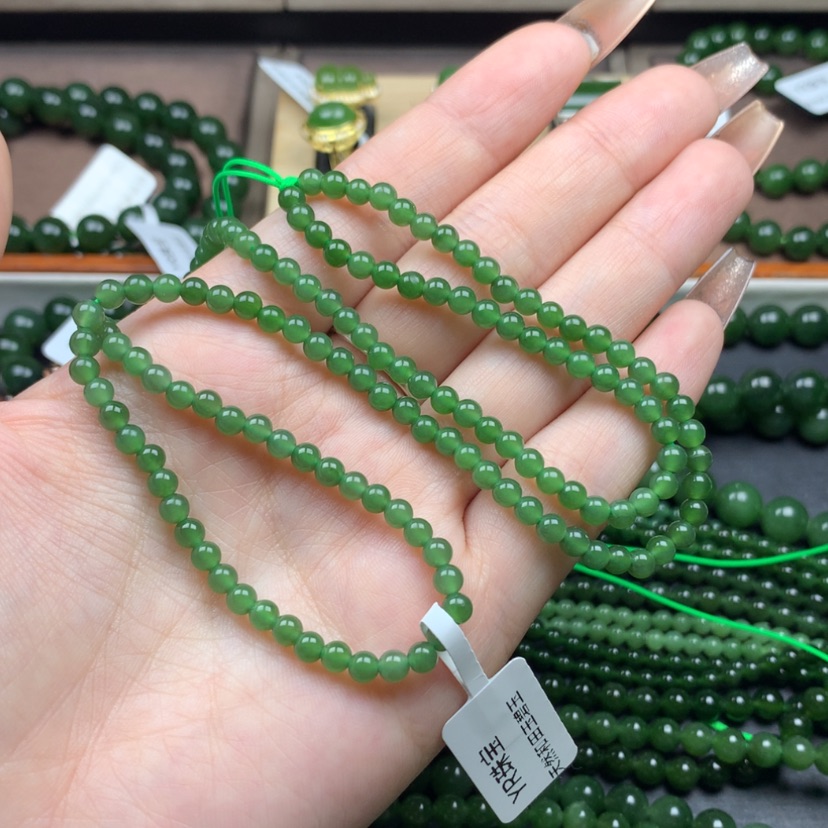 【闪购商品】和田玉（碧玉）颈饰未镶嵌泡**.