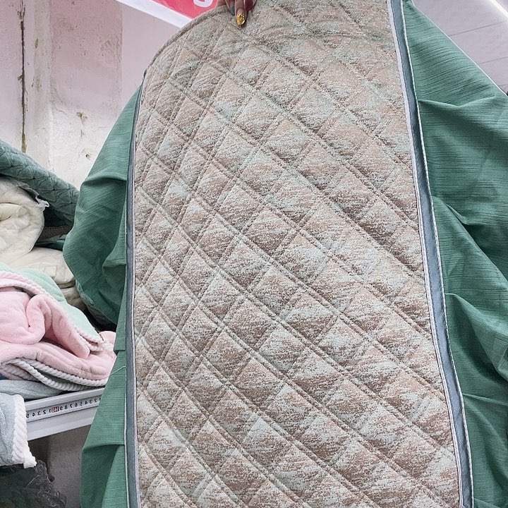 毛绒啦咯啦咯啦咯啦咯啦