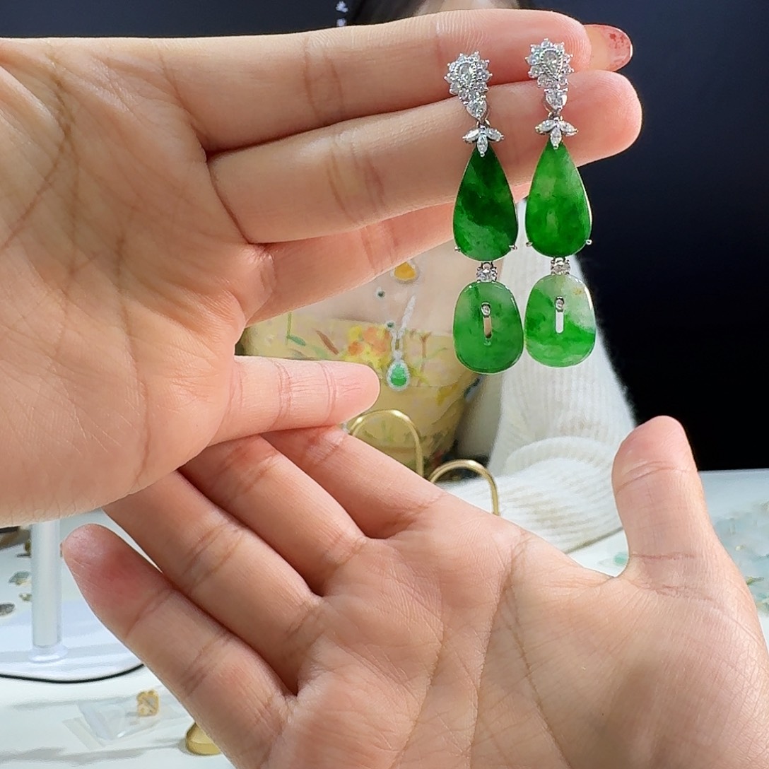 翡翠耳饰18K金镶嵌18k镶嵌