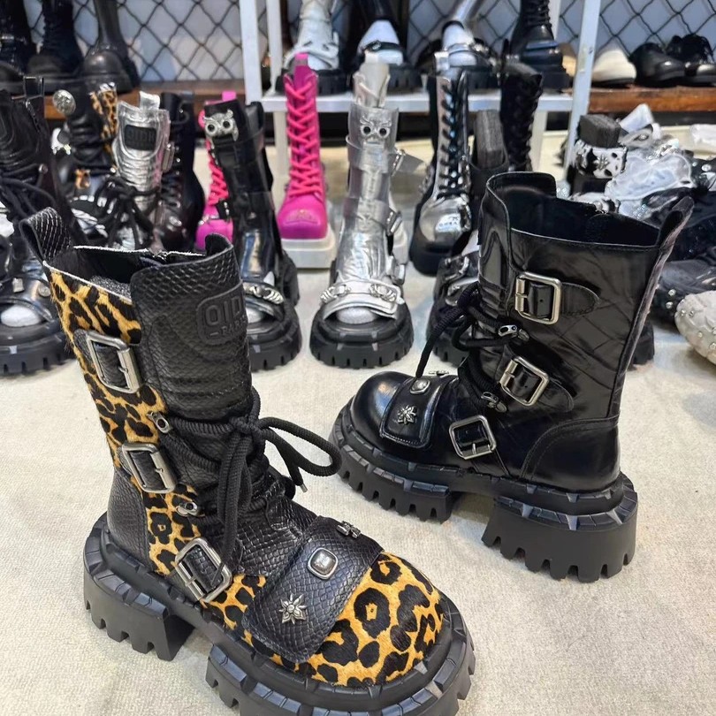 秋冬新款高跟马丁靴女拼色交叉绑带高筒百搭时尚时装靴