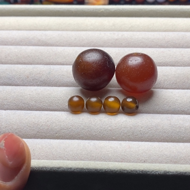 ༀ***ༀ玛瑙/玉髓未镶嵌珠宝奇石