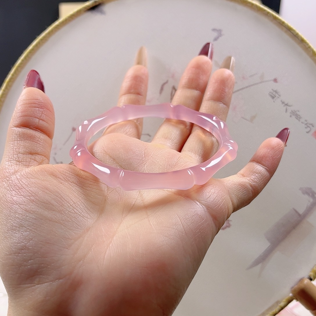 玛瑙/玉髓手镯未镶嵌.****?