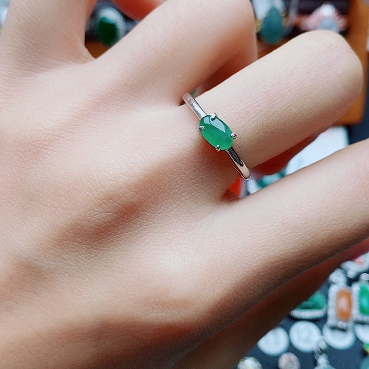 翡翠戒指银S925镶嵌戒指