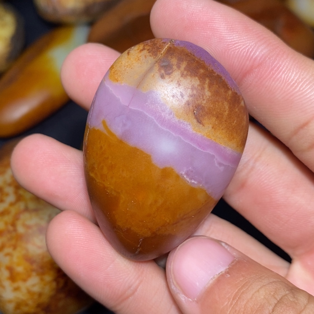 和田玉未镶嵌珠宝奇石