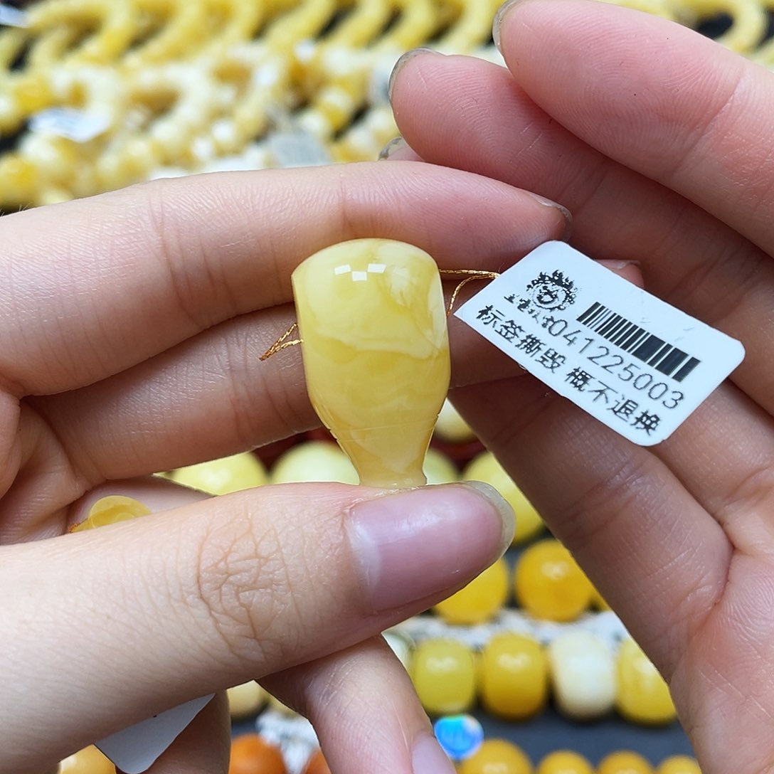 未镶嵌琥珀裸石三通15✖️14.6✖️26mm