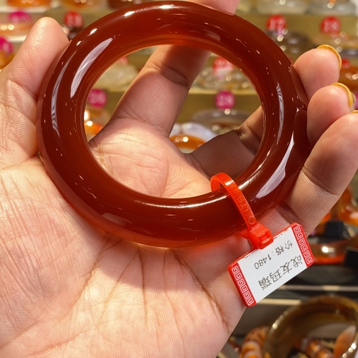 玛瑙/玉髓手镯未镶嵌A****7