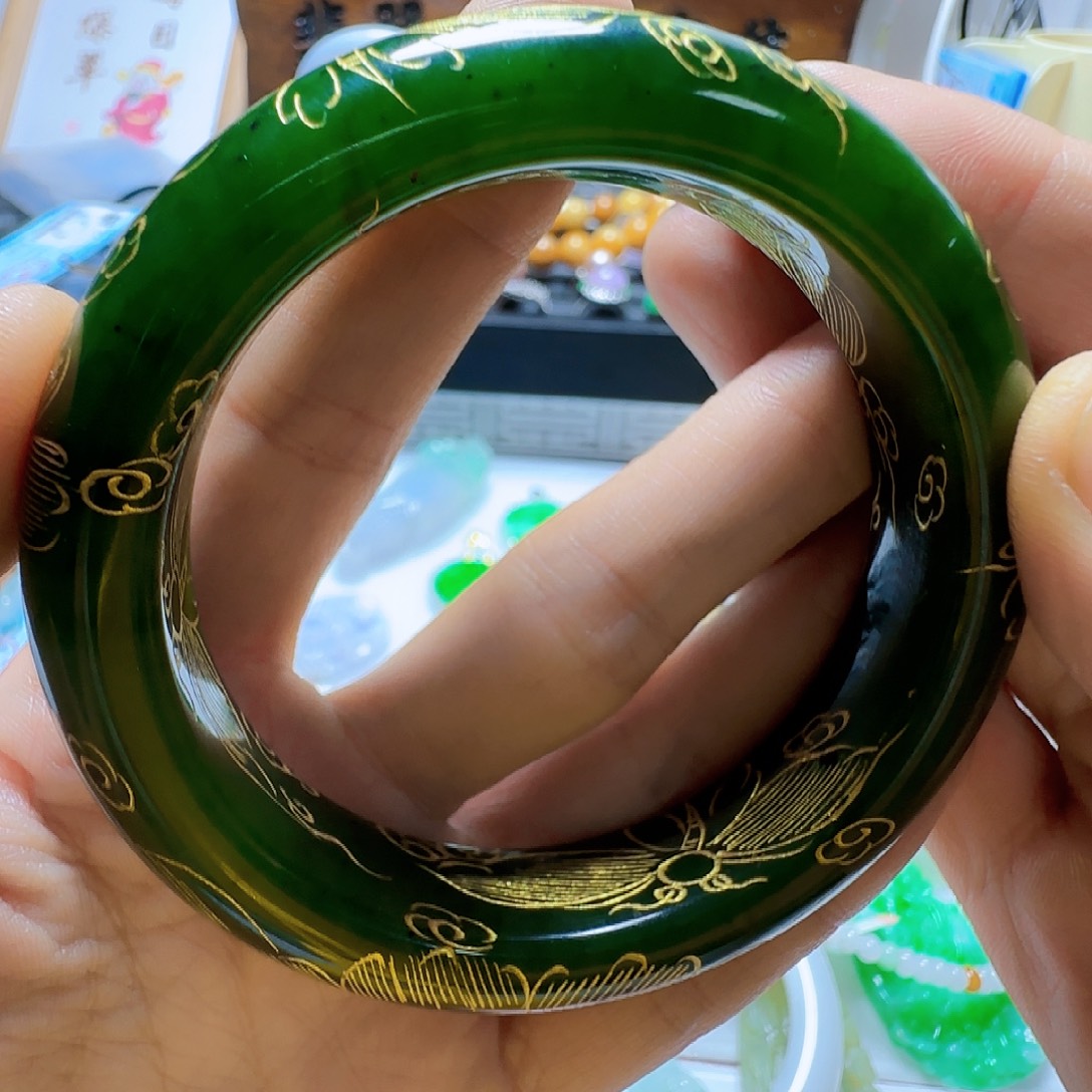 和田玉未镶嵌手镯和田玉460