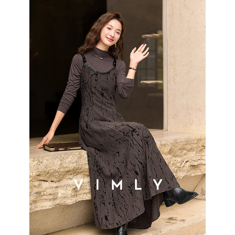 F梵希蔓咖色连衣裙套装女冬季半高领打底衫吊带裙两件套30550