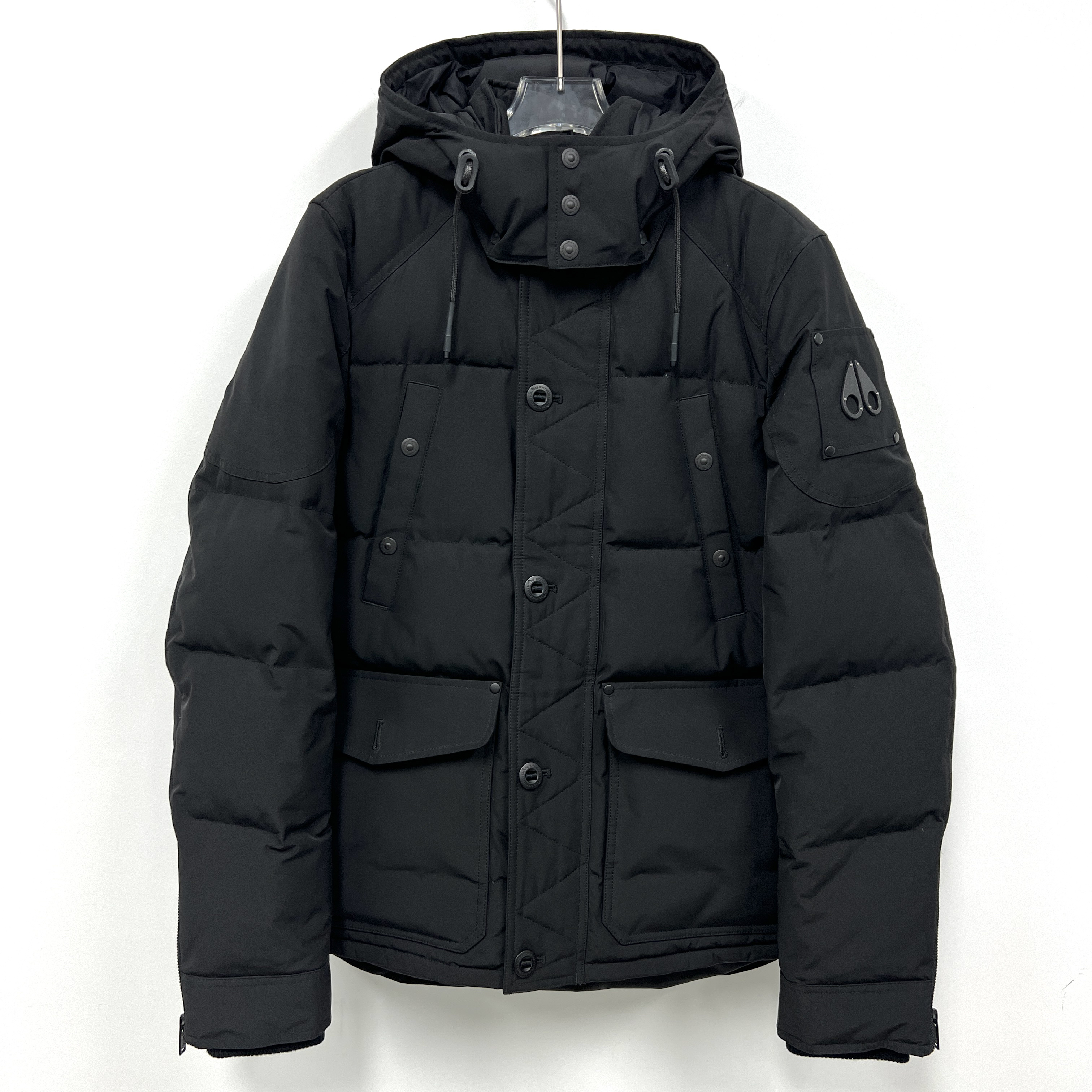 99新 MOOSE KNUCKLES/慕斯纳可兹 小剪刀黑色羽绒服外套 S码     