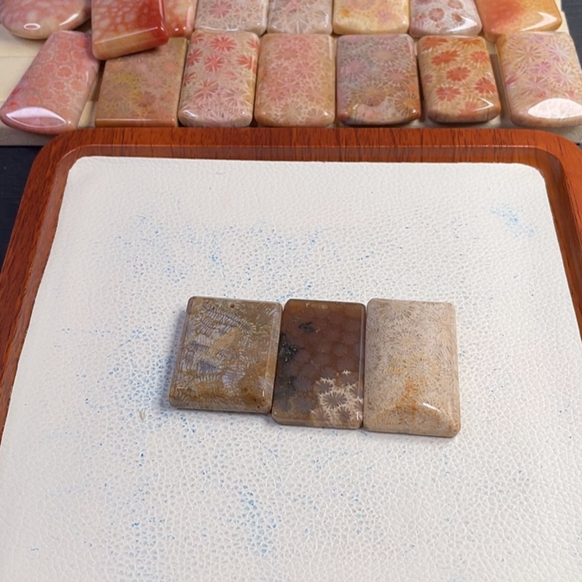 【闪购商品】硅化玉手镯未镶嵌洋**圈
