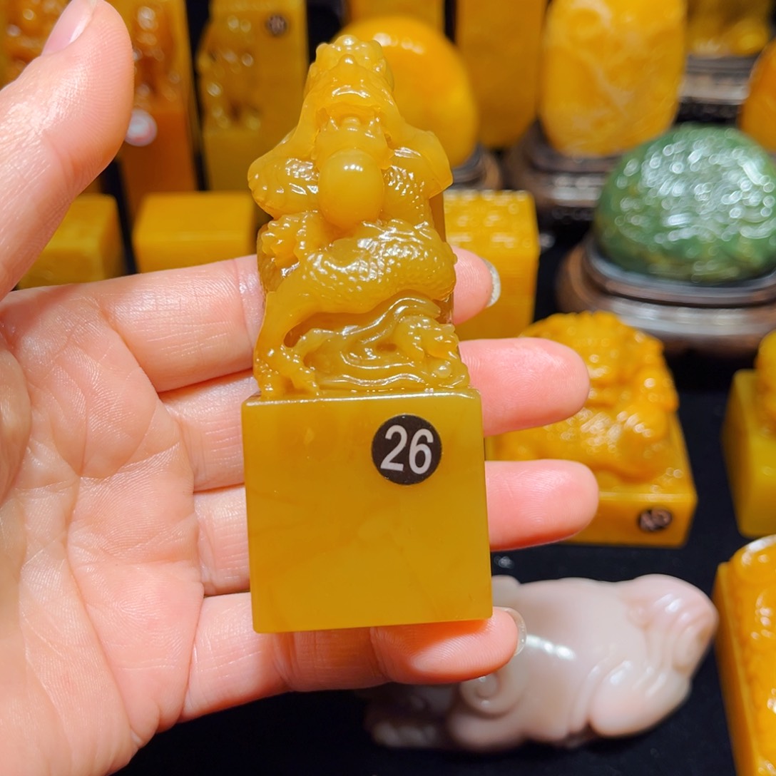 田黄石我***称石雕石雕石雕