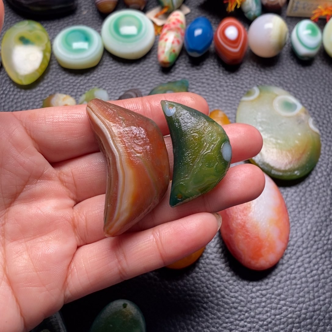 未镶嵌颈饰玛瑙/玉髓?****?