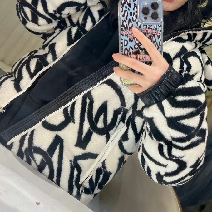 95新 MONCLER 99新/Moncler/蒙口/羽绒服/2码/Xspa3200