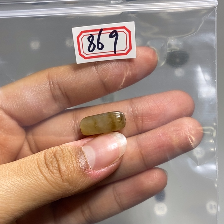蛇纹石玉颈饰未镶嵌虚**白