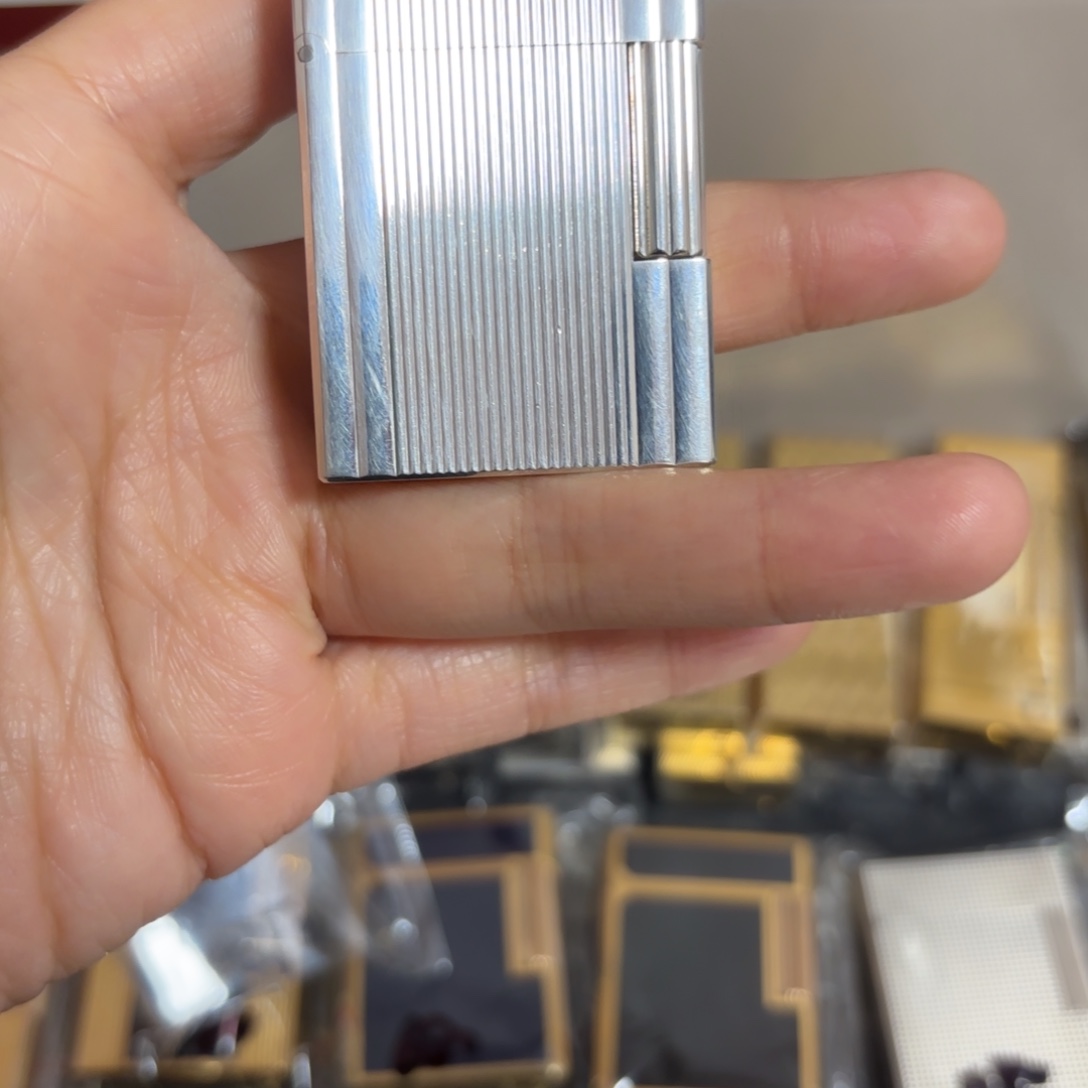 都登卡中古打火机