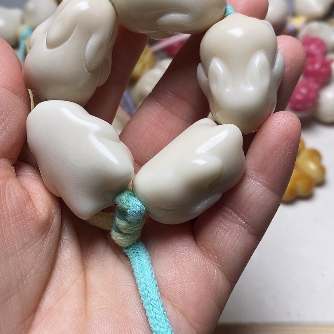 吊坠菩提根/象牙果微瑕疵兔子手捻