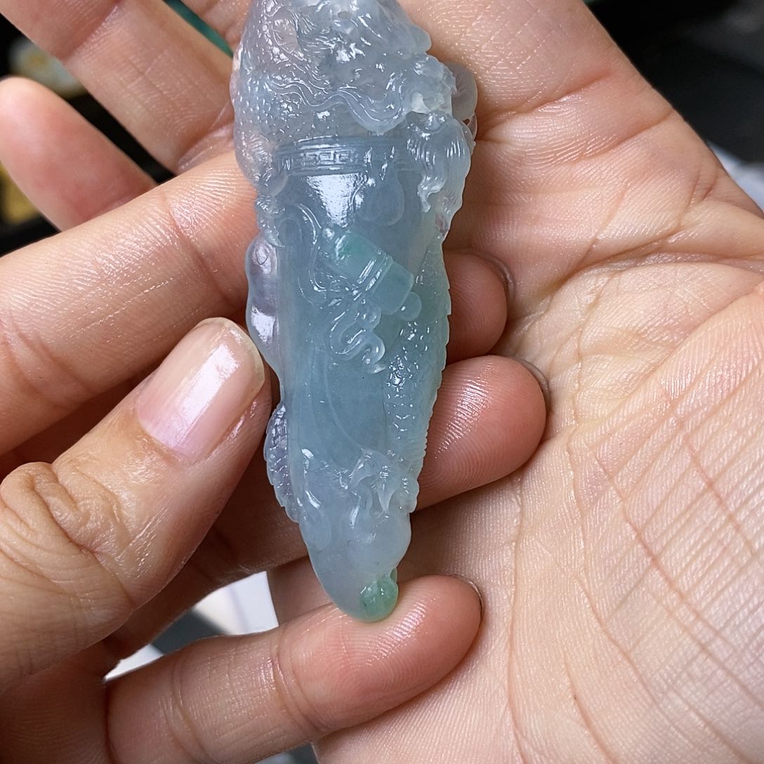 定制翡翠未镶嵌笑****湖吊坠