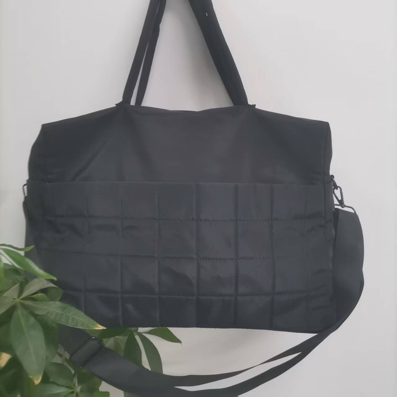 新款经典时尚单肩斜挎旅行包6209