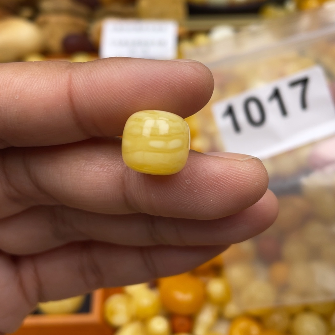 琥珀珠宝奇石未镶嵌锦**虹12.5