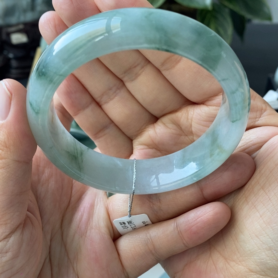 翡翠未镶嵌手镯天然