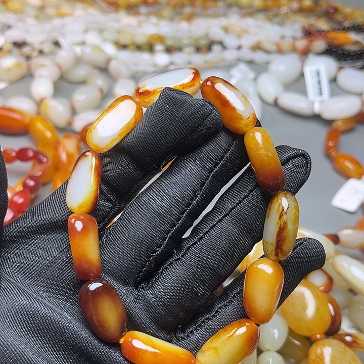 和田玉未镶嵌手链