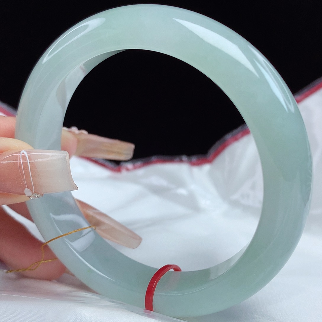 翡翠手镯未镶嵌55圈0741