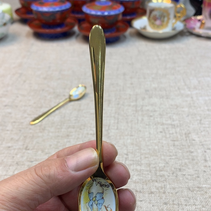 金瓷阁家的美丽瓷器