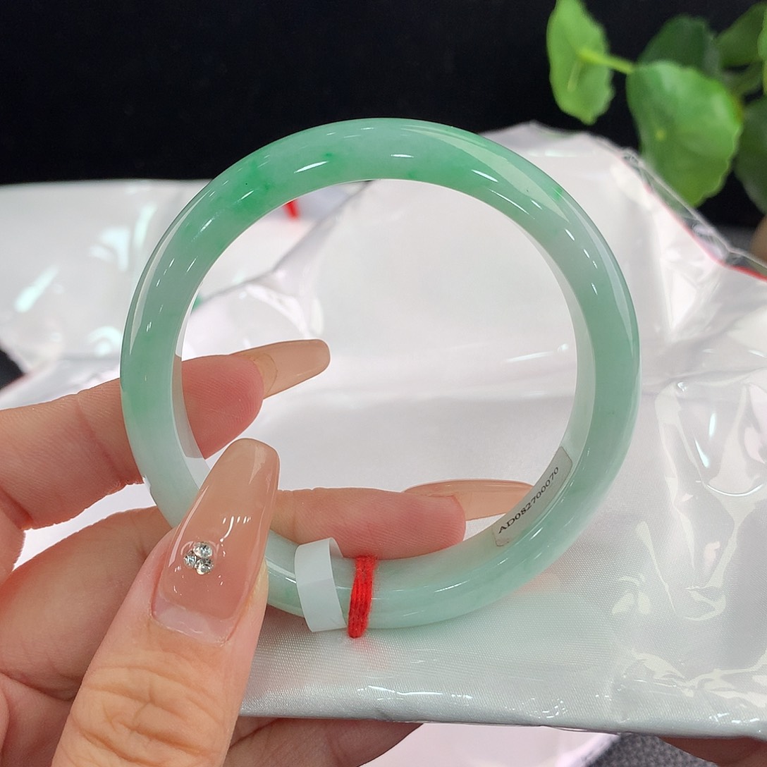 翡翠未镶嵌手镯浅*正54.3