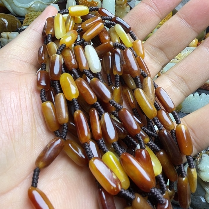 颈饰未镶嵌和田玉