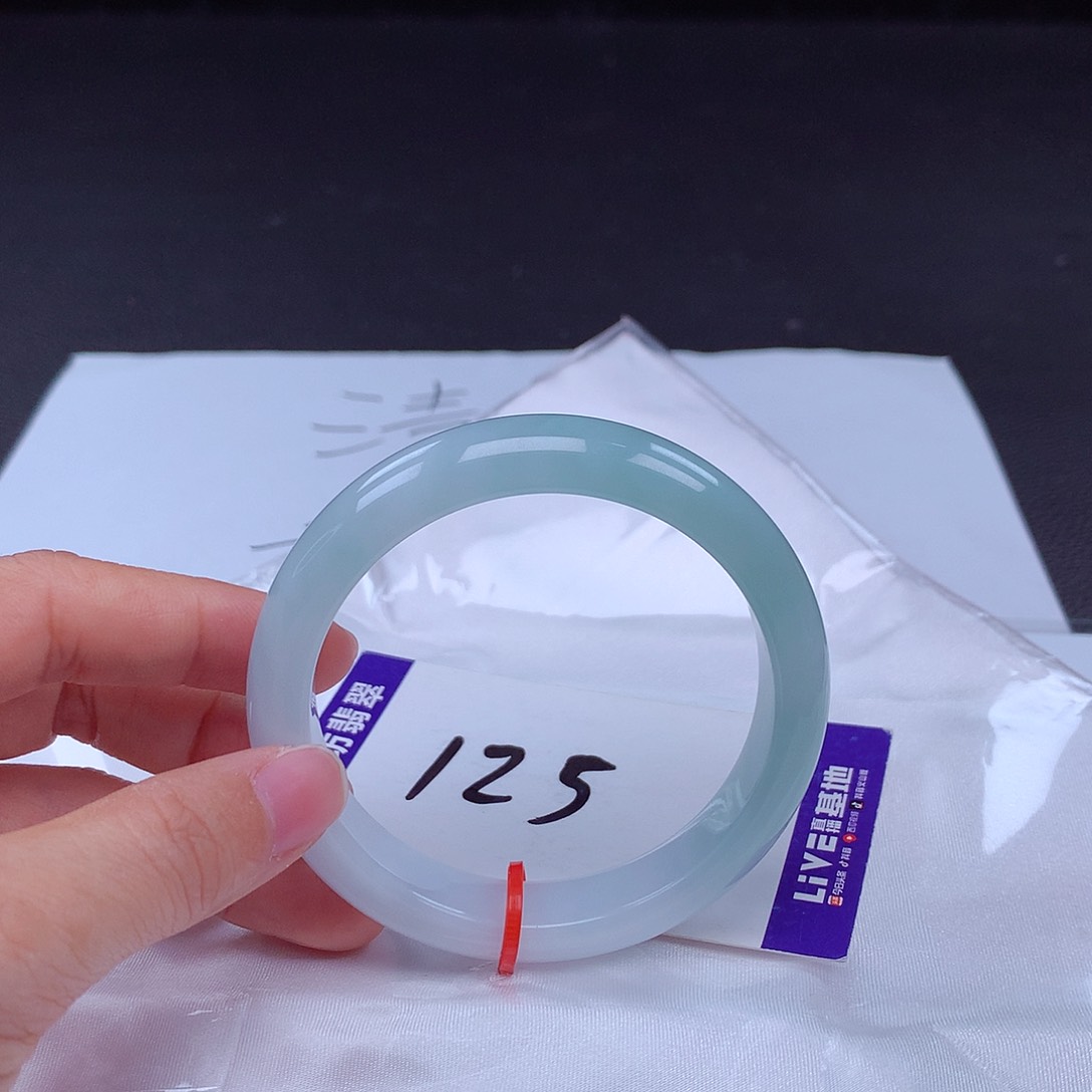 翡翠手镯未镶嵌手镯001095