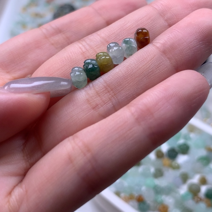 翡翠散珠?***?莲花珠6个 拍3单