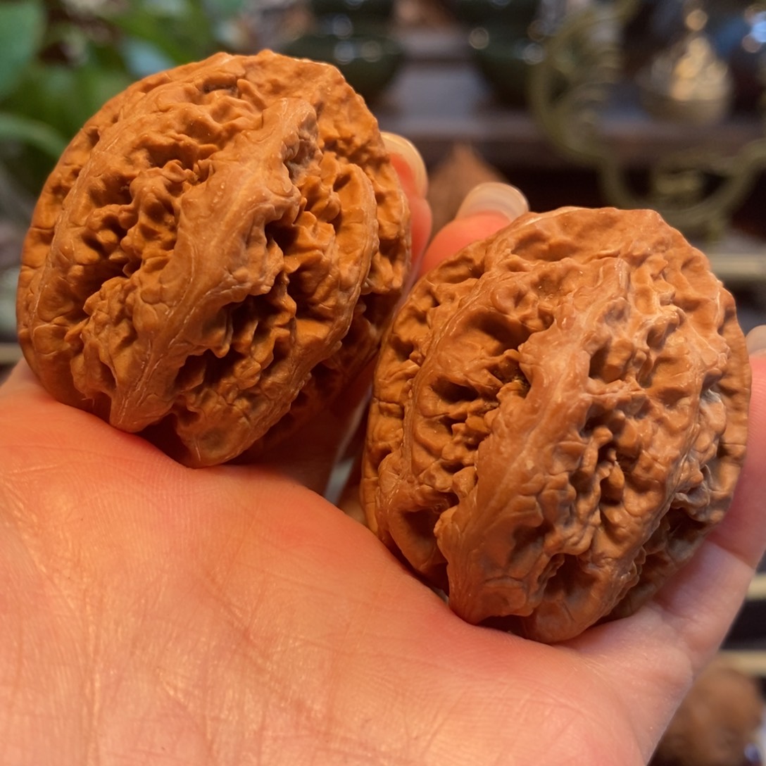 文玩核桃吊坠帝王42.5