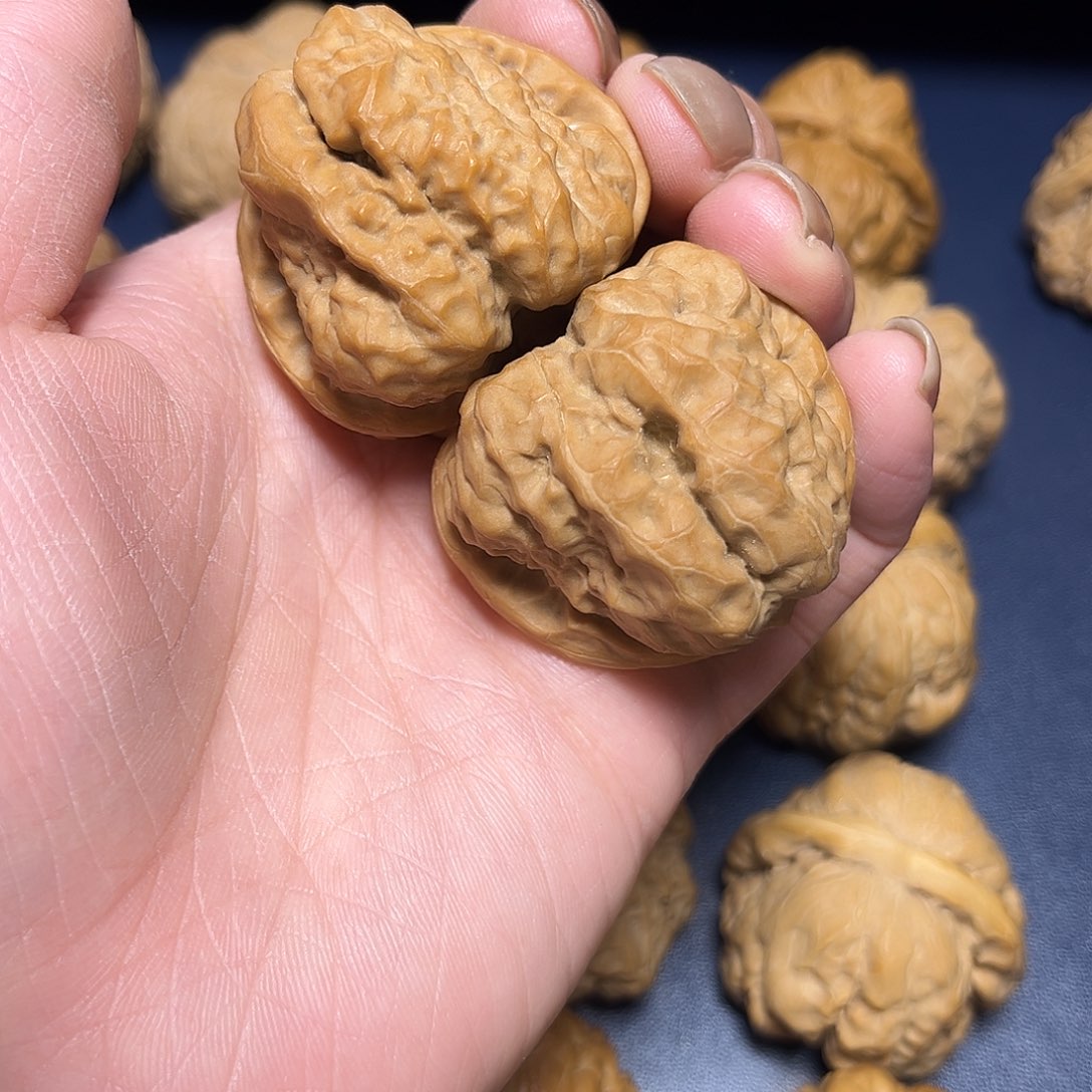 文玩核桃吊坠?**嘭哇哇哇