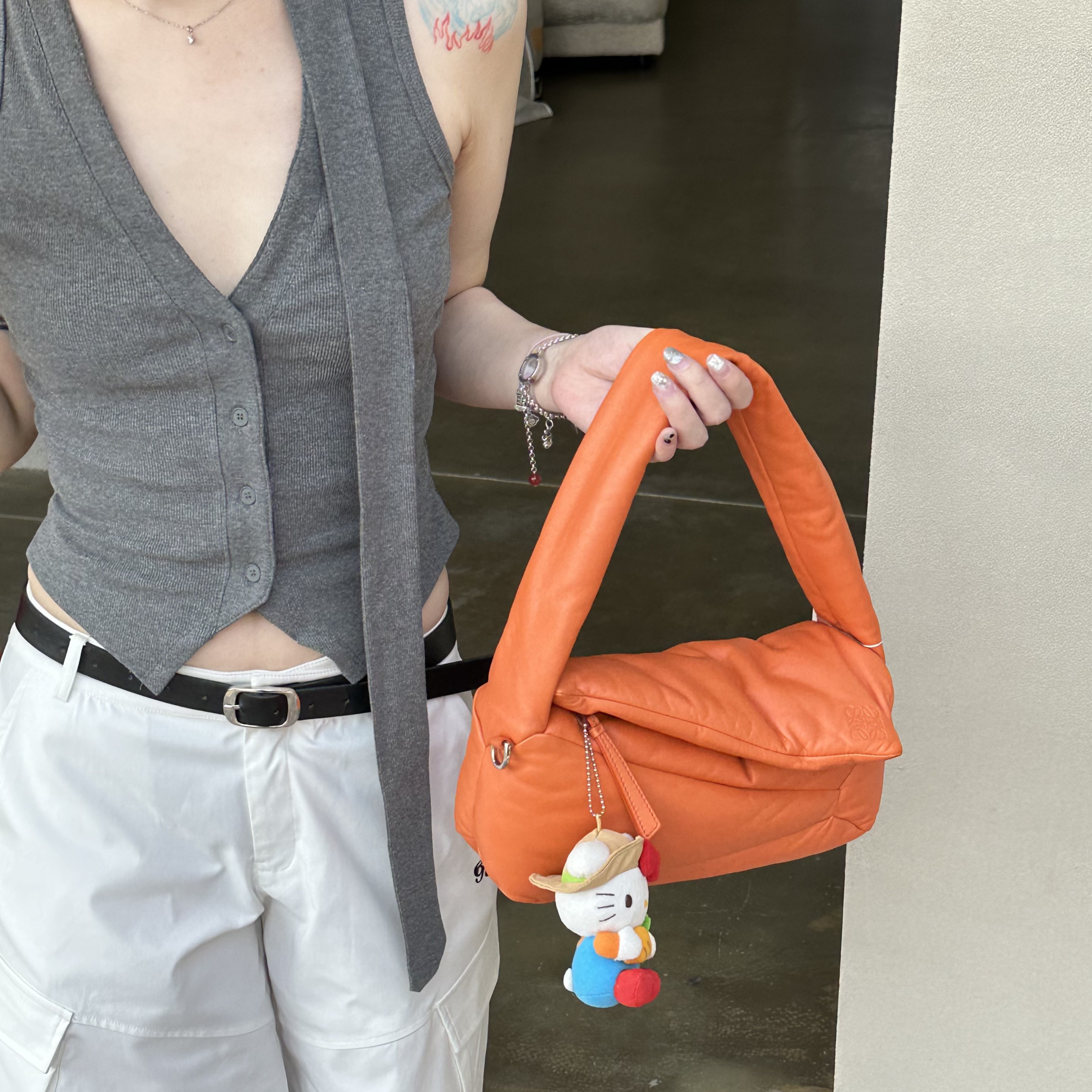 95新 LOEWE/罗意威 只盒/Loewe橙色泡芙puzzle单肩包