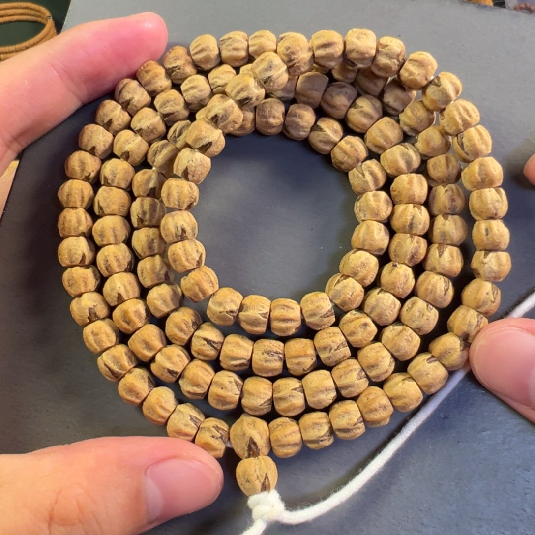 【闪购商品】柏香籽/百香籽吊坠热振微磨莲花9号