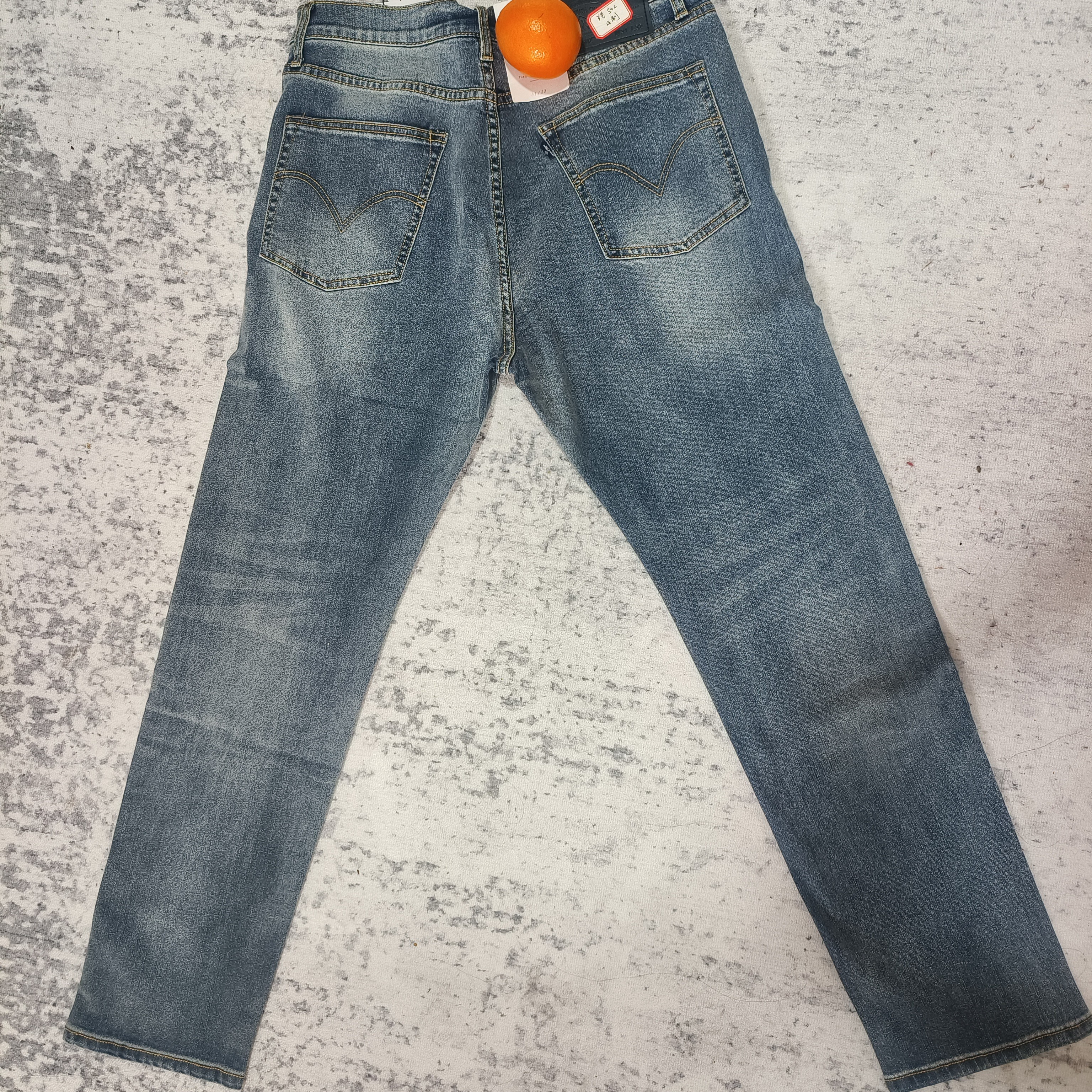 502日制浅蓝色有弹直筒修身牛仔裤