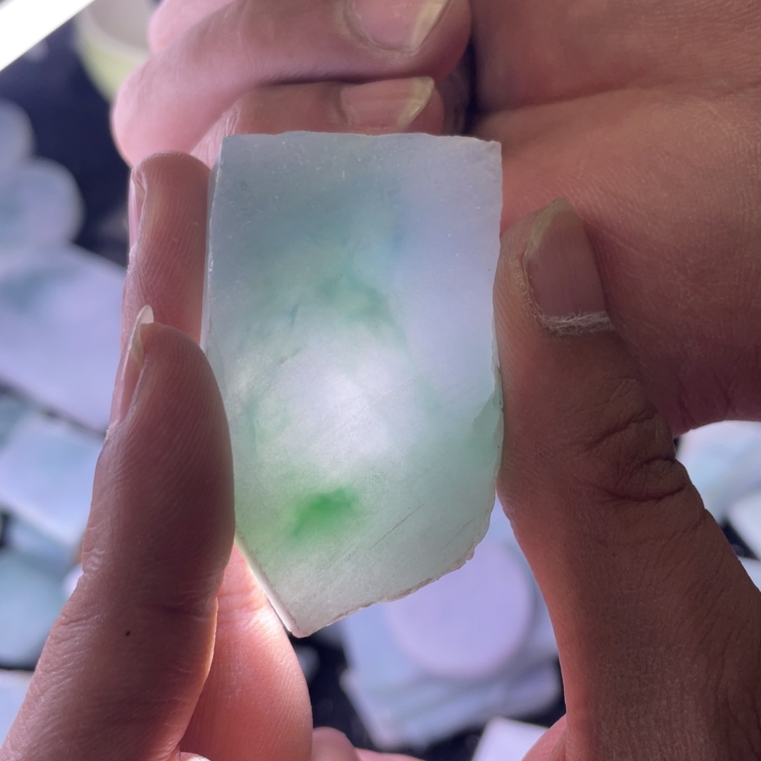 定制翡翠未镶嵌翡翠