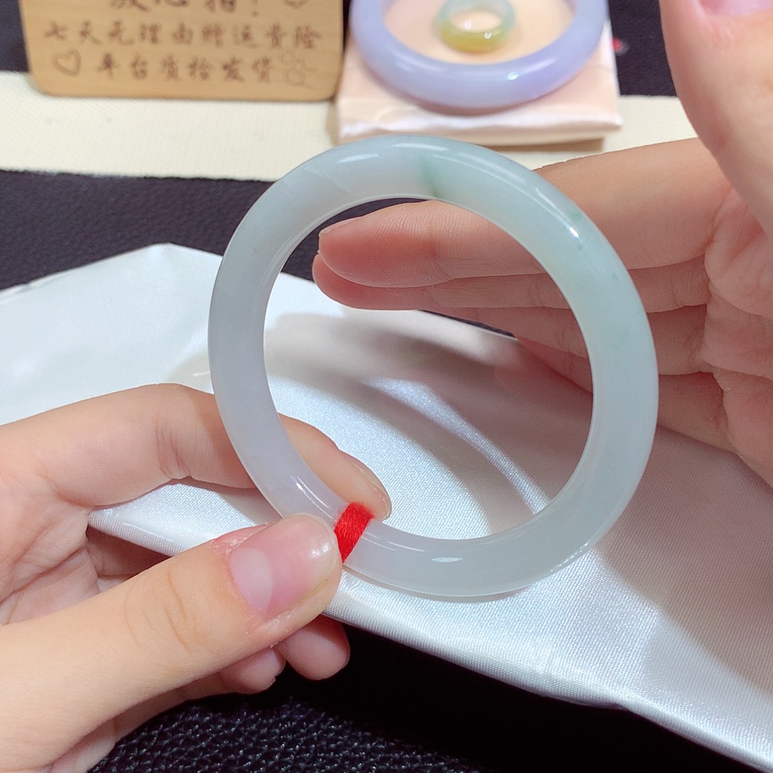 翡翠未镶嵌手镯603