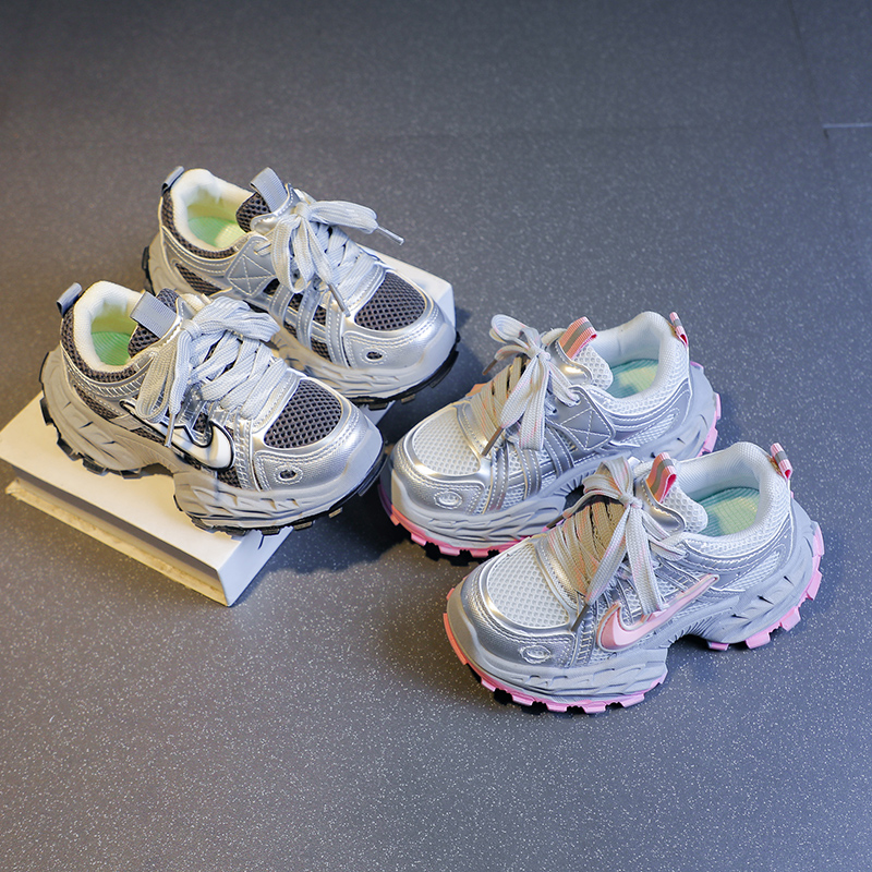 2025新款儿童透气轻便运动鞋老爹鞋百搭时尚中大童城市机能风