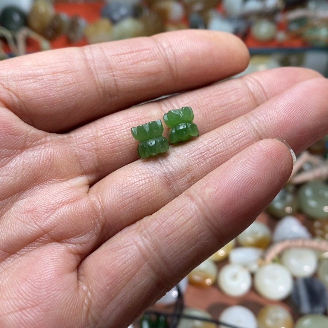 和田玉未镶嵌吊坠(不含链)