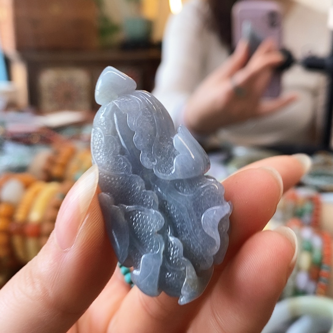 翡翠颈饰未镶嵌翡翠挂件