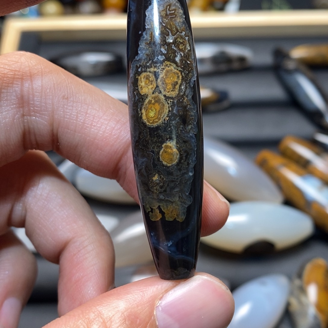 玛瑙/玉髓颈饰合金自*