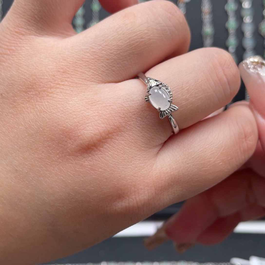 翡翠戒指银S925镶嵌戒指