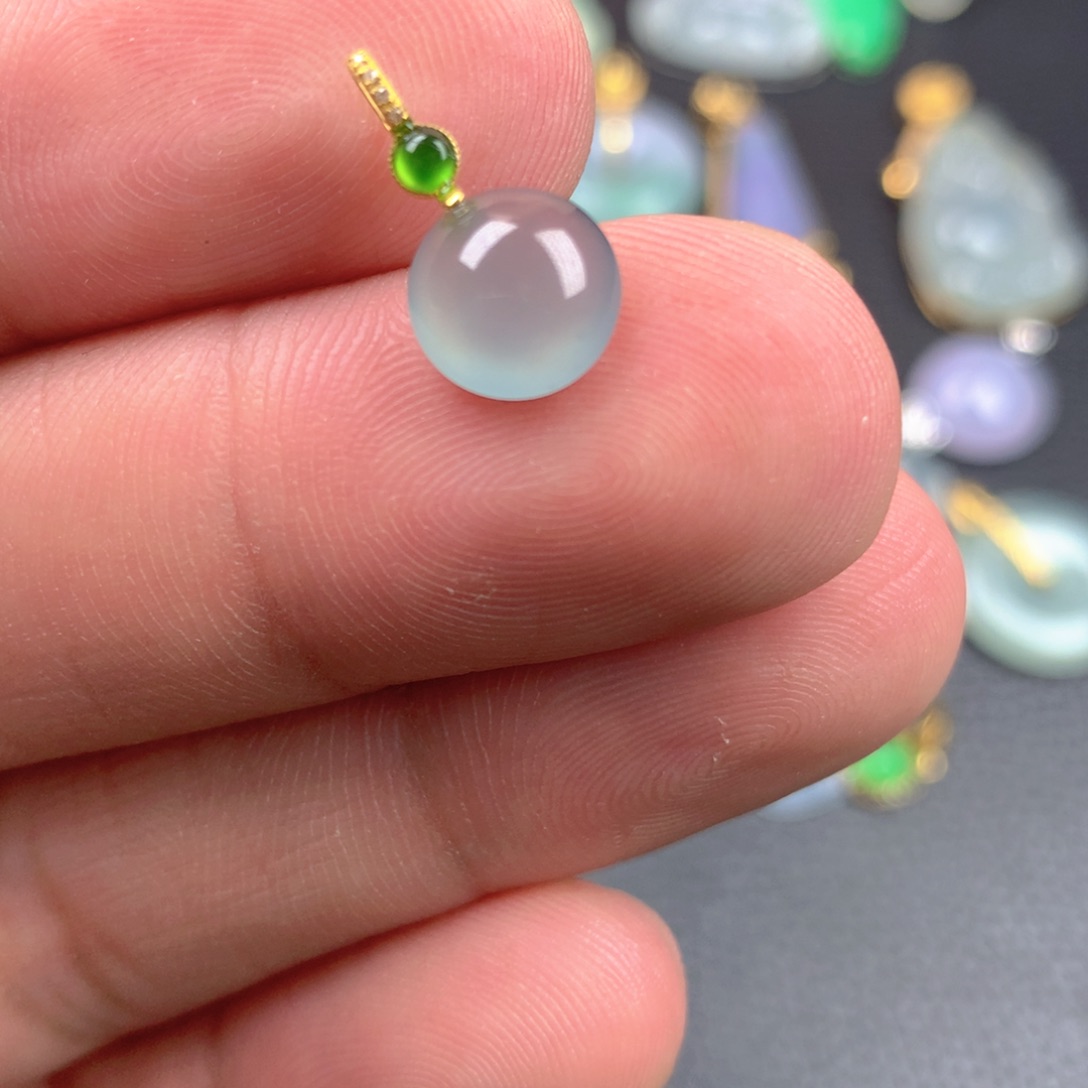 【闪购商品】翡翠18K金镶嵌颈饰翡翠