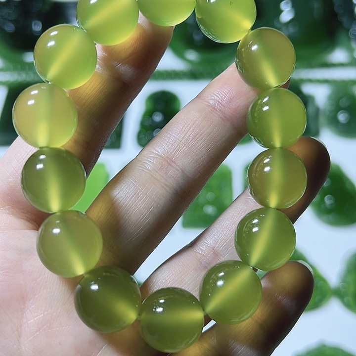 蛇纹石玉未镶嵌手链