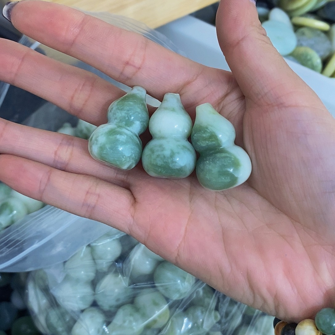 未镶嵌蛇纹石玉其他97