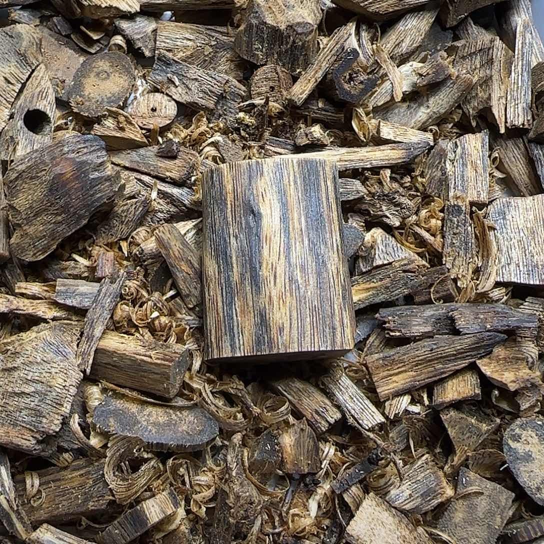 沉香碎屑沉香原汁原味