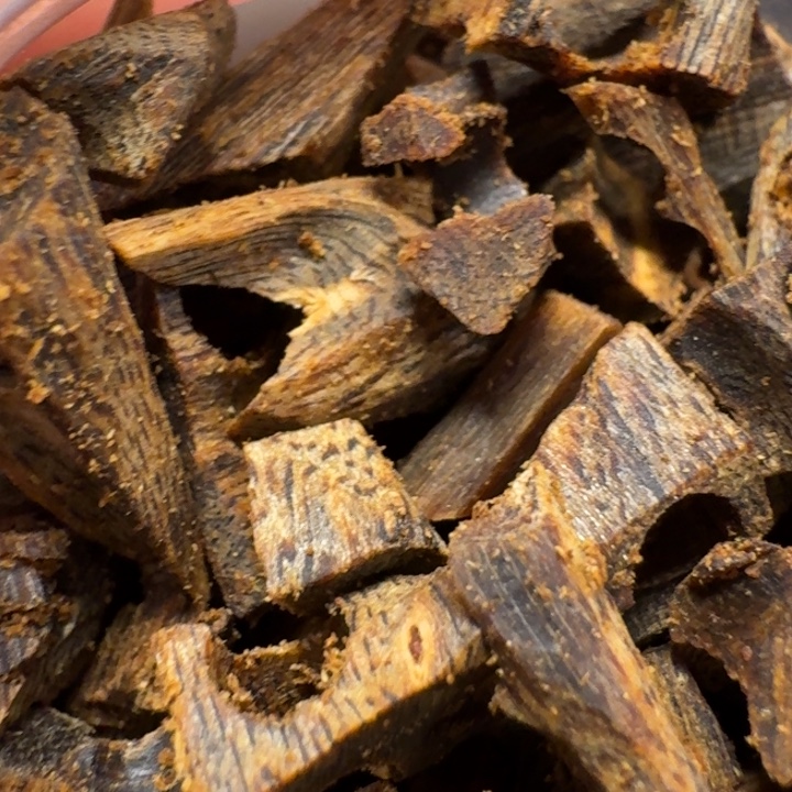 沉香沉香碎屑棋楠紫棋高端沉水车珠块料32克